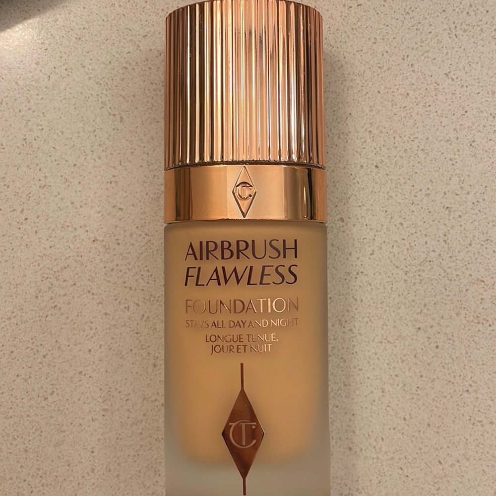 New Charlotte Tilbury Airbrush Flawless Foundation